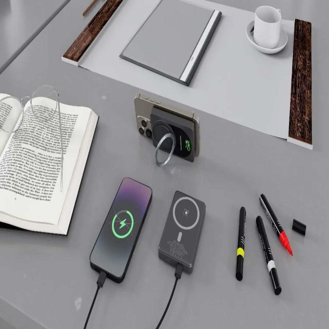 Porodo 10000mAh Qi2 Wireless Power Bank | Smart Display | 20W PD Fast Charging