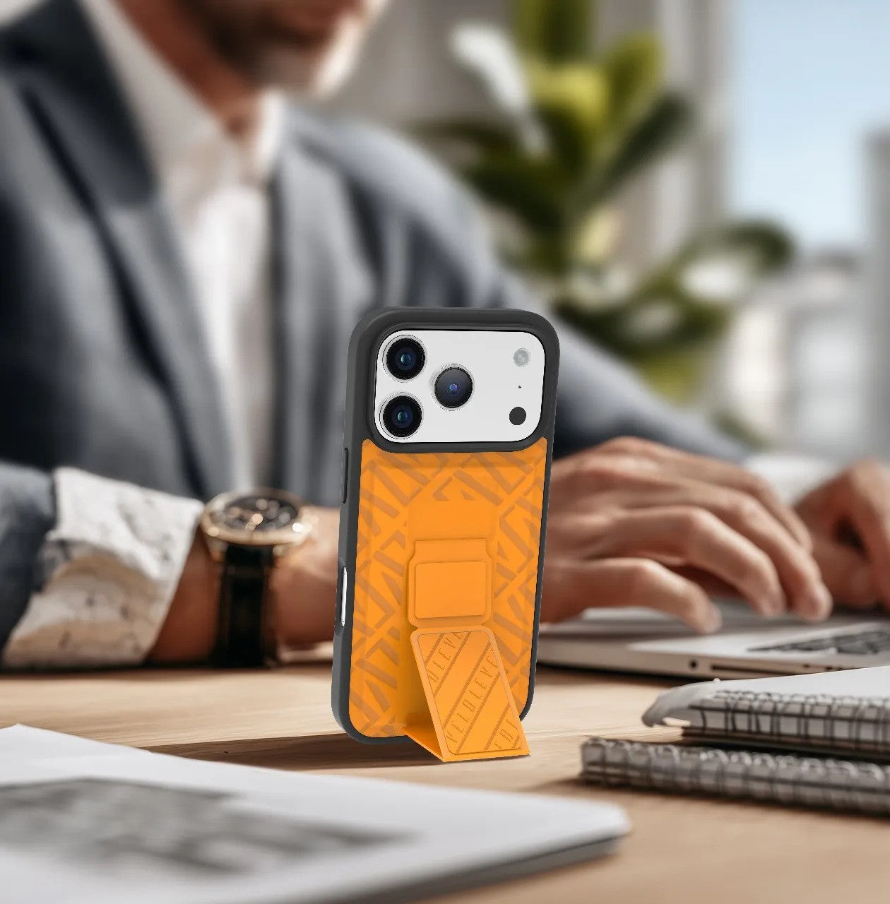 Levelo Morphix Cuero Gripstand Case for iPhone 17 Pro Max / Pro